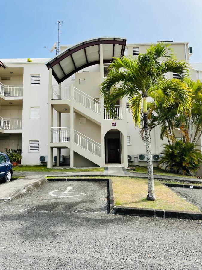 Appartement Vue Mer, Piscine, Dans Quartier Prise De Gosier Le Gosier  Kültér fotó